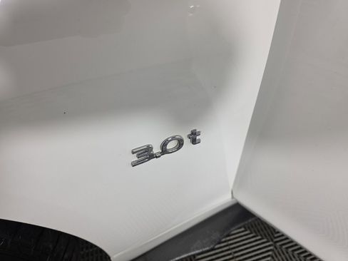 Used 2018 INFINITI Q50 Luxe image 11