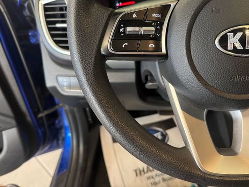 Used 2021 Kia Seltos LX AWD/4WD image 11