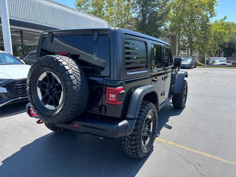 Used 2018 Jeep Wrangler Unlimited Rubicon AWD/4WD image 10