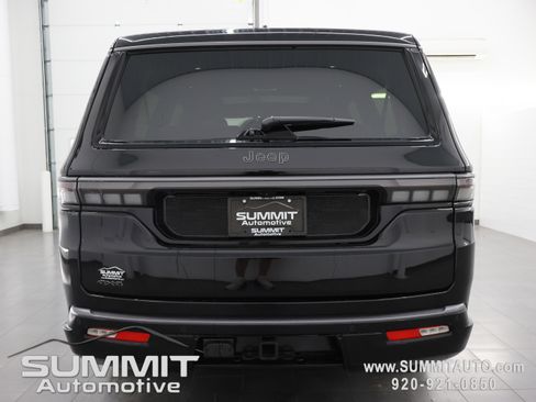 New 2026 Jeep Grand Wagoneer L Summit AWD/4WD image 35