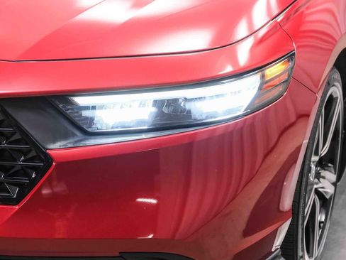 Used 2023 Honda Accord Sport image 12