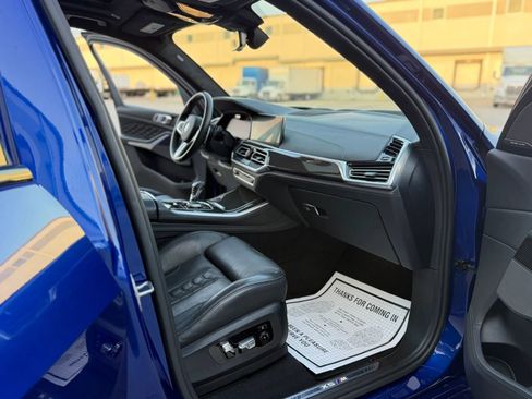 Used 2021 BMW X5 M w/ Executive Package image 31