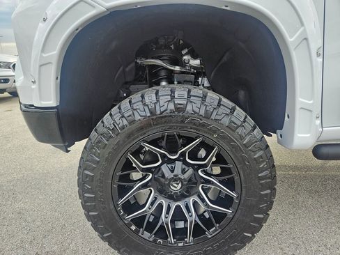 New 2025 Chevrolet Silverado 1500 LT Trail Boss w/ LT Trail Boss Premium Package image 13