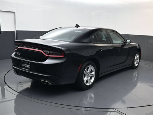 Used 2023 Dodge Charger SXT RWD image 6