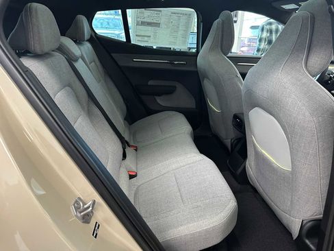 New 2026 Volvo EX30 Ultra image 10