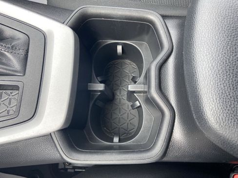Used 2023 Toyota RAV4 LE AWD/4WD image 32