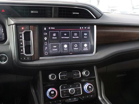 Used 2023 GMC Yukon Denali Ultimate w/ LPO, Floor Liner Package AWD/4WD image 41