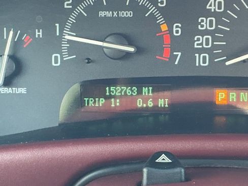 Used 1997 Buick Park Avenue w/ Seating Pkg FWD image 18