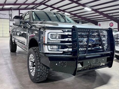 Used 2024 Ford F250 Lariat w/ Lariat Ultimate Package AWD/4WD image 1