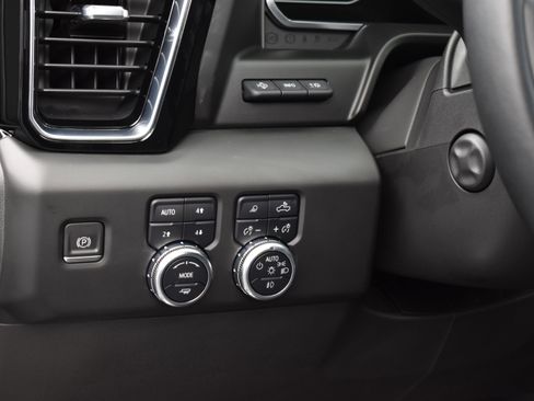 Used 2022 GMC Sierra 1500 Denali w/ Denali Reserve Package image 22