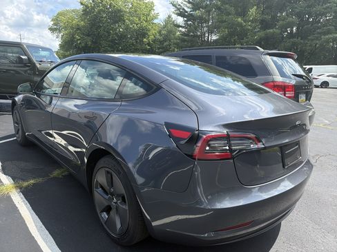 Used 2023 Tesla Model 3 Standard Range RWD image 5