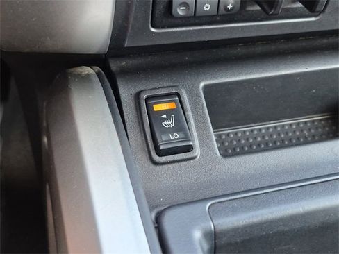 Certified 2020 Nissan Titan SV w/ SV Convenience Package image 38