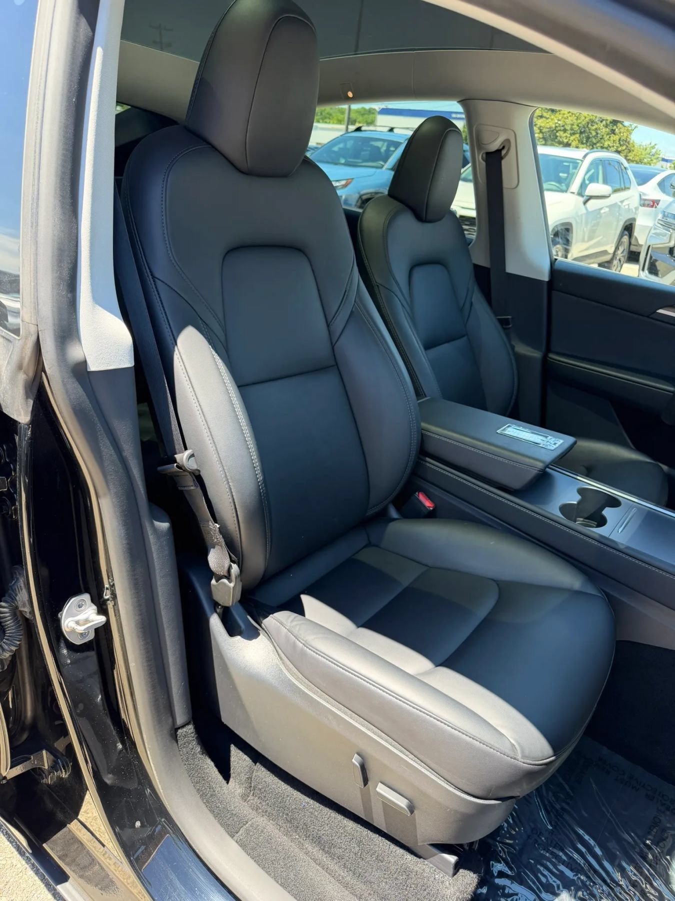 Used 2023 Tesla Model Y Long Range AWD/4WD image 18