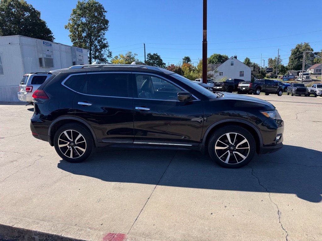 Used 2018 Nissan Rogue SL w/ Premium Package AWD/4WD image 5