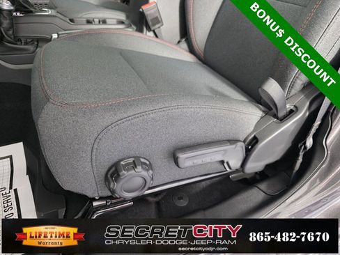 New 2025 Jeep Wrangler Unlimited Rubicon w/ Steel Bumper Group image 13