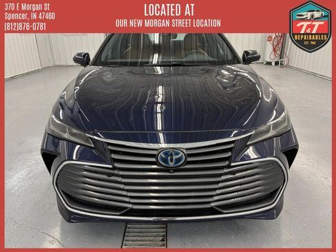 Used 2021 Toyota Avalon Limited w/ Advanced Safety Package FWD image 11