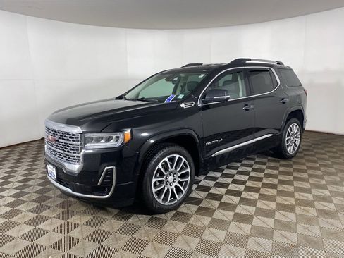 Used 2021 GMC Acadia Denali w/ Denali Ultimate Package image 3