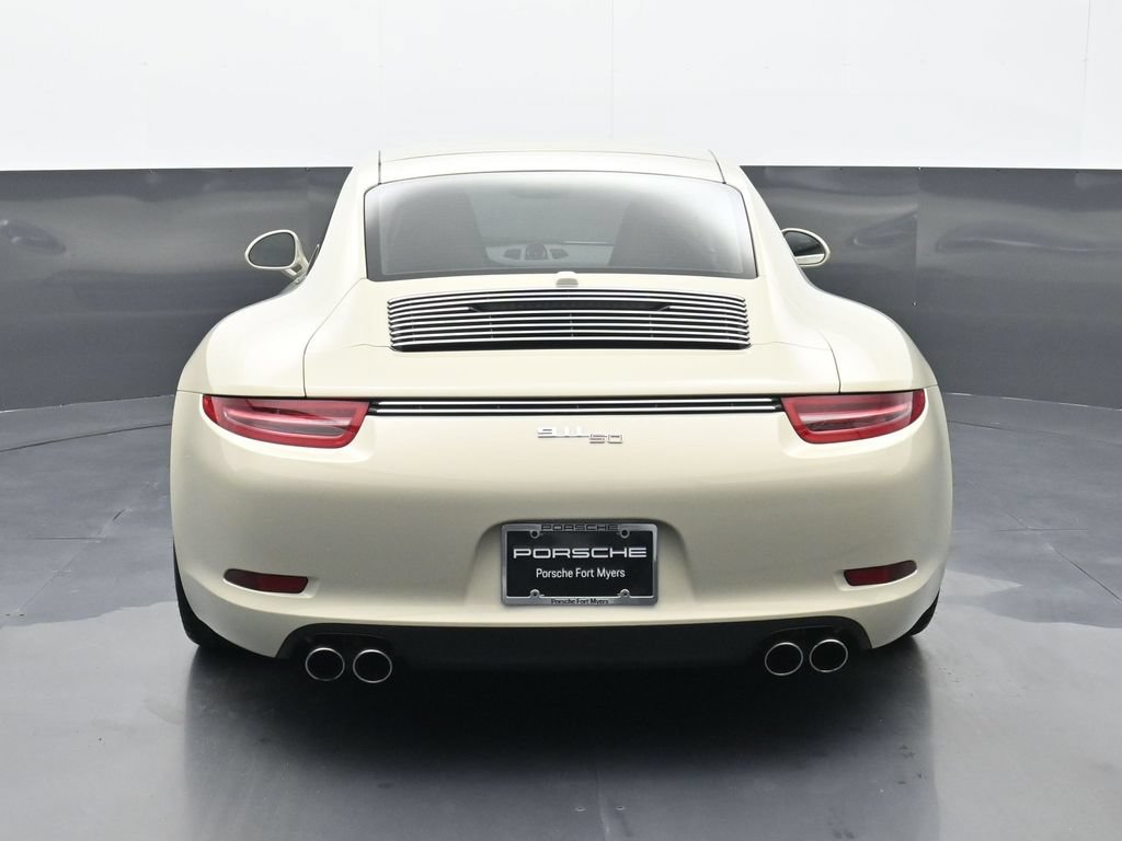Certified 2014 Porsche 911 50th Anniversary Edition RWD image 18
