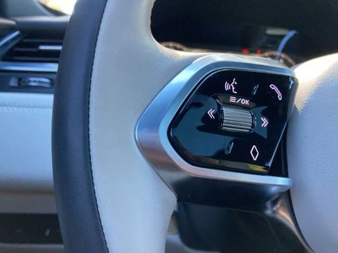 Used 2024 Jaguar F-PACE R-Dynamic S image 29