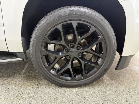 Used 2017 Chevrolet Suburban Premier image 42