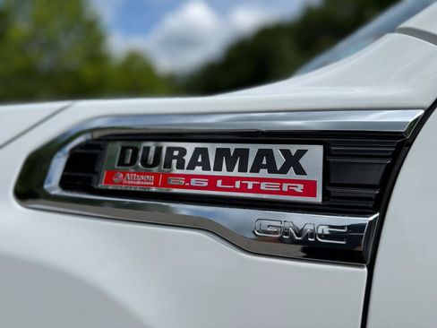 Used 2023 GMC Sierra 2500 Denali AWD/4WD image 8