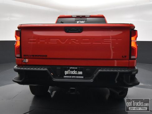 Used 2026 Chevrolet Silverado 2500 LT w/ Trail Boss Package AWD/4WD image 6