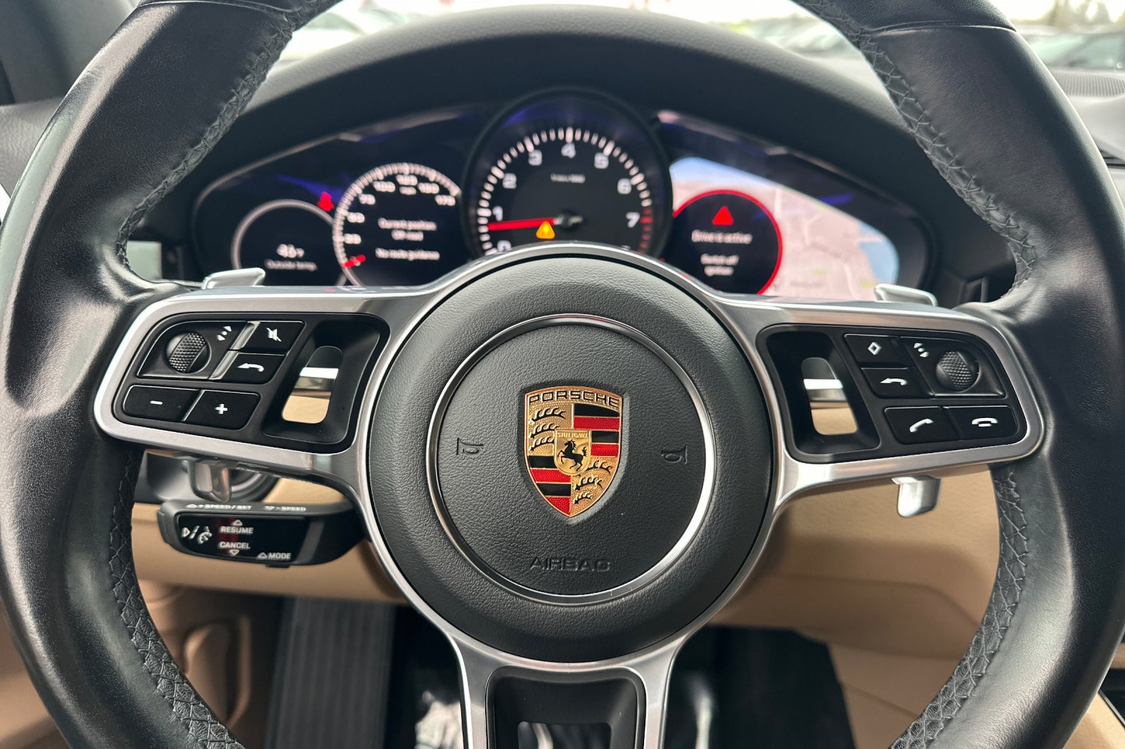 Used 2023 Porsche Cayenne AWD/4WD image 33