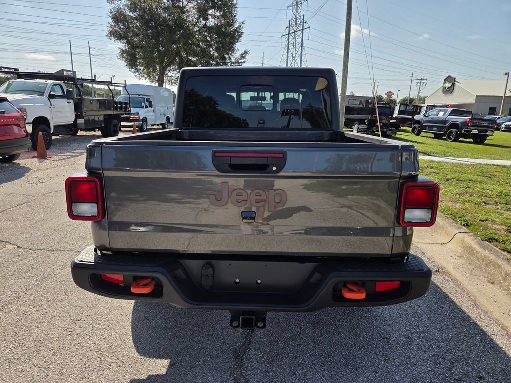 Used 2022 Jeep Gladiator Mojave w/ Trailer Tow Package AWD/4WD image 12