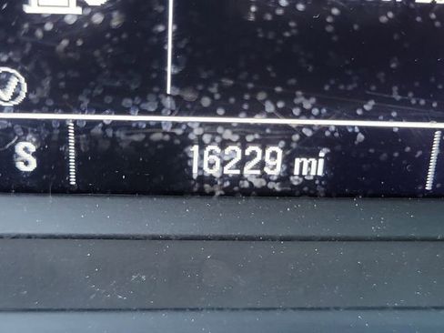 Used 2024 Chevrolet Trax LS w/ LS Convenience Package image 11