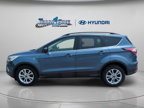 Used 2018 Ford Escape SEL w/ Ford Safe & Smart Package FWD image 5