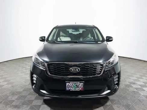 Used 2019 Kia Sorento FWD image 2