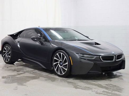 Used 2015 BMW i8 image 12