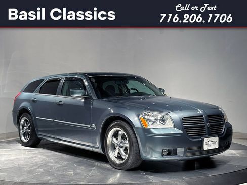 Used 2005 Dodge Magnum R/T w/ Convenience Group II RWD image 1