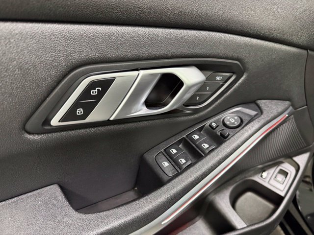 Used 2021 BMW 330e xDrive w/ Driving Assistance Package AWD/4WD image 20