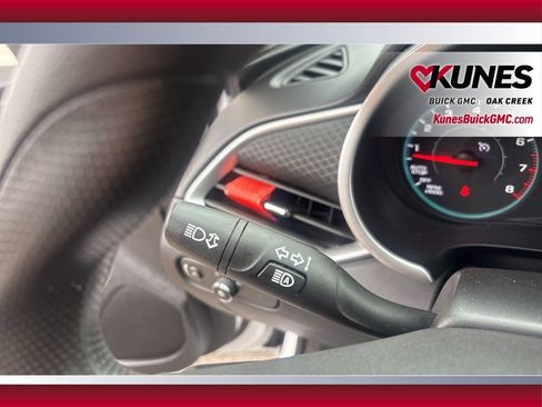 Used 2023 Chevrolet Malibu LT image 16