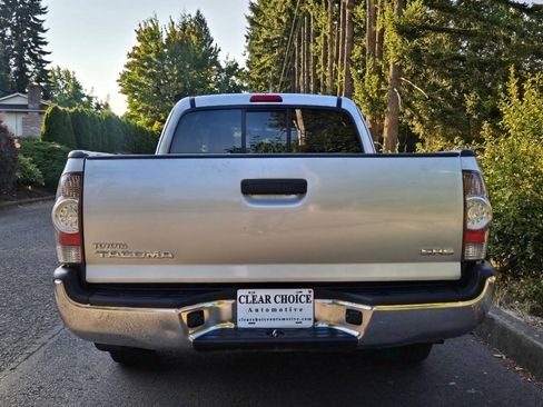 Used 2011 Toyota Tacoma 2WD Access Cab w/ SR5 Pkg #2 image 9