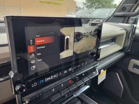 New 2026 GMC Hummer EV SUV image 21