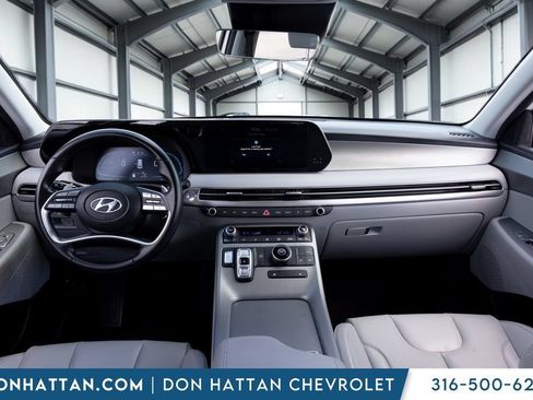 Used 2024 Hyundai Palisade SEL FWD image 4
