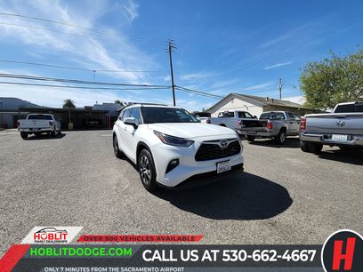 Used 2021 Toyota Highlander XLE
