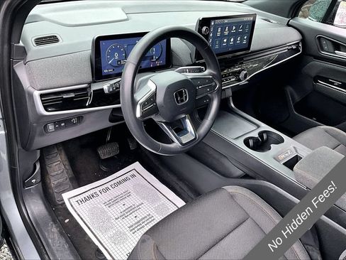 Used 2024 Honda Prologue EX image 12