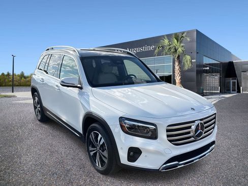 Used 2025 Mercedes-Benz GLB 250 image 1