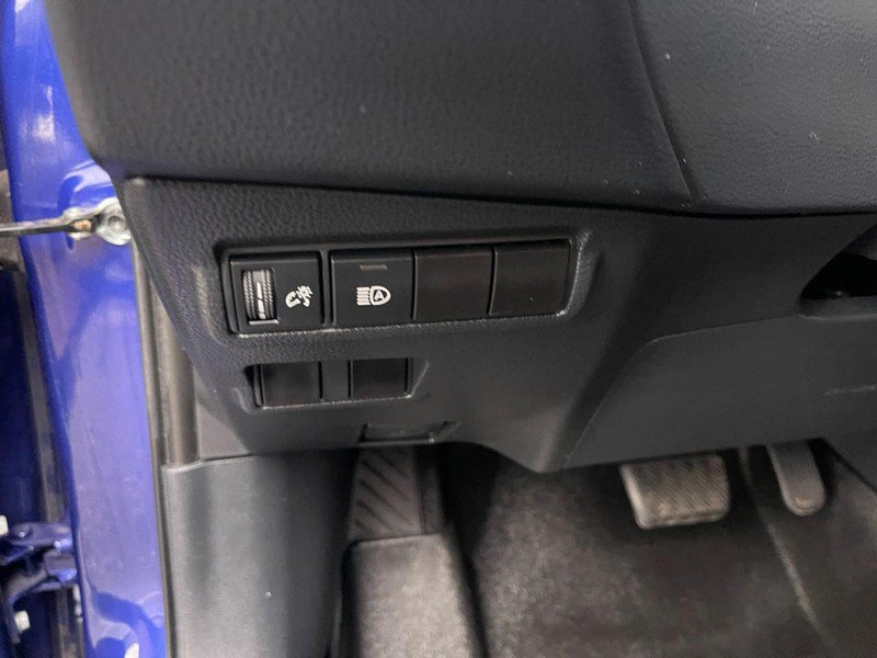 Used 2023 Toyota Corolla Cross LE w/ Moonroof Package FWD image 23