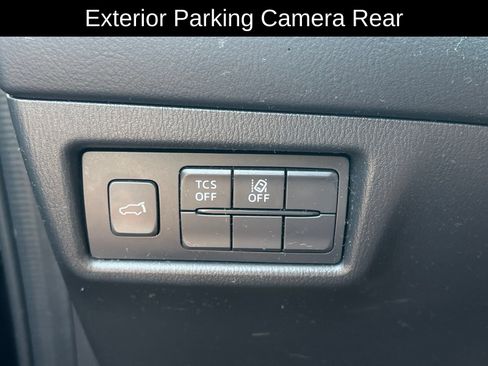 Used 2018 MAZDA CX-5 Touring w/ Preferred Equipment Package FWD image 9