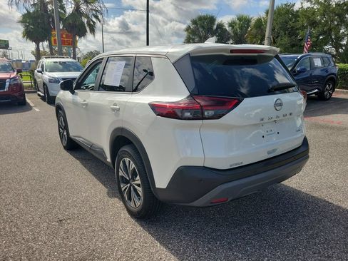 Certified 2022 Nissan Rogue SV FWD image 4