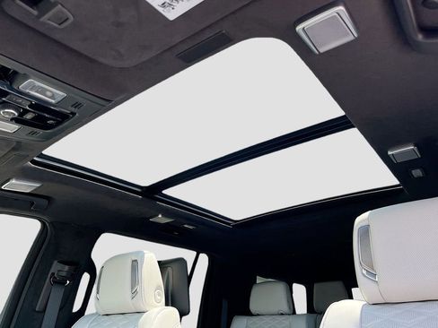 New 2026 Cadillac Escalade ESV Platinum Luxury RWD image 28