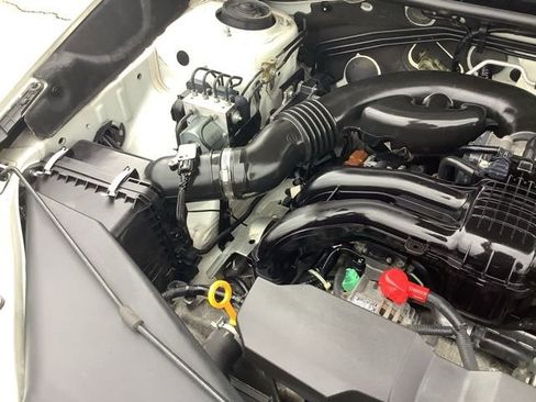 Used 2015 Subaru Crosstrek 2.0i Limited image 16