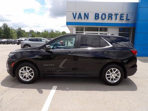 Certified 2024 Chevrolet Equinox LT AWD/4WD image 2