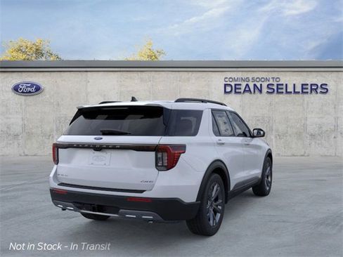 New 2026 Ford Explorer Active image 8