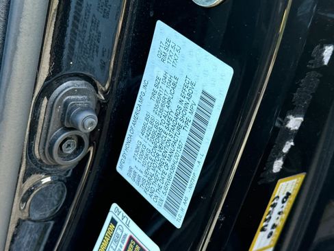 Used 2017 Honda CR-V LX image 31