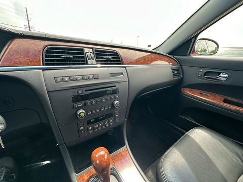 Used 2005 Buick LaCrosse CXS w/ Chrome Appearance Package FWD image 46